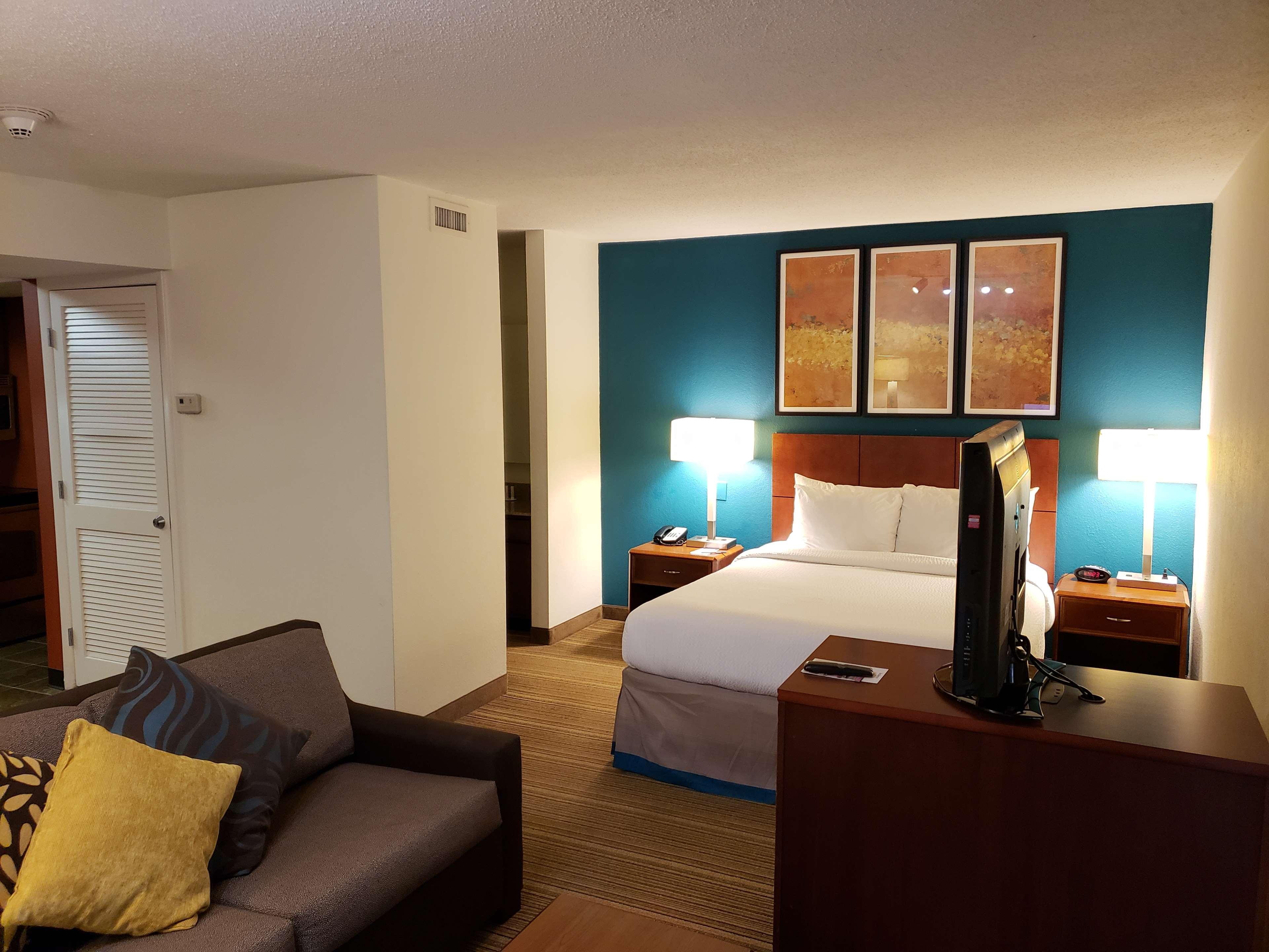 Hawthorn Suites By Wyndham Vienna Va Tysons Corner Exterior photo